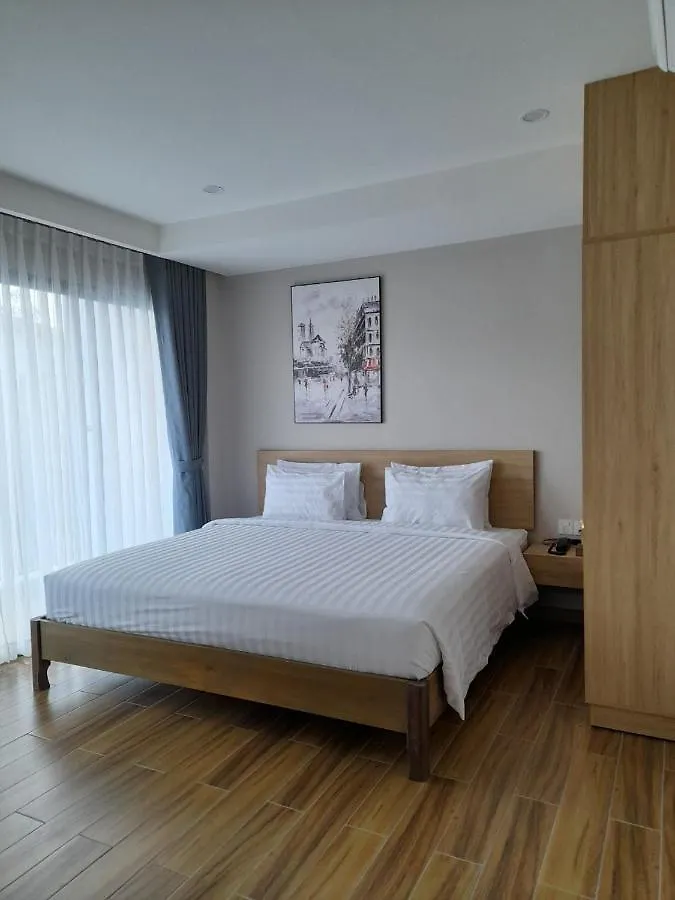 Happy Home Nha Trang 2*,