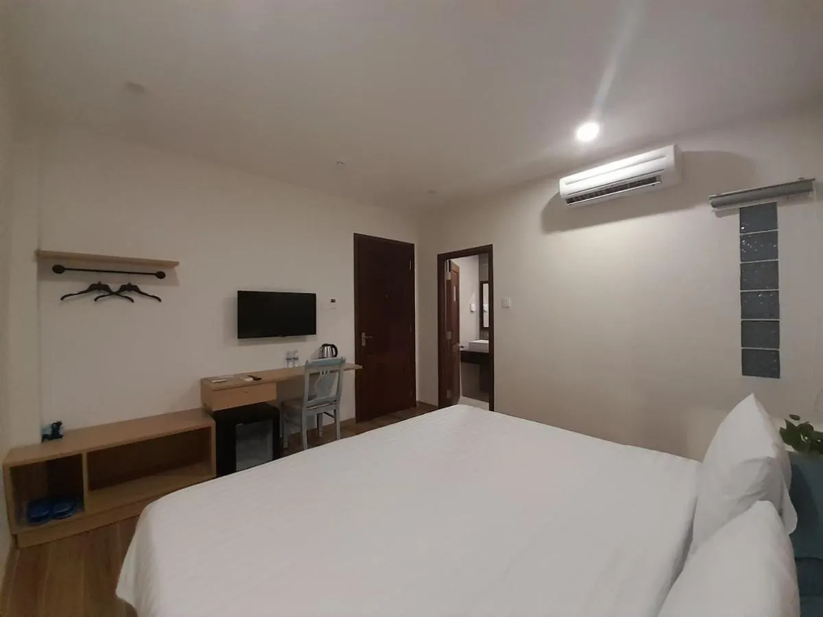 Happy Home Nha Trang 2*,